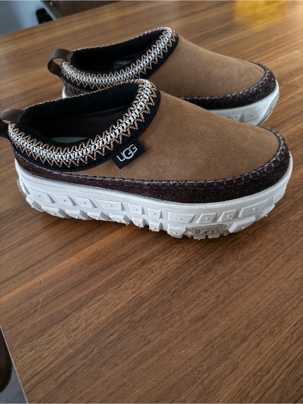 UGG Venture Daze Clogs